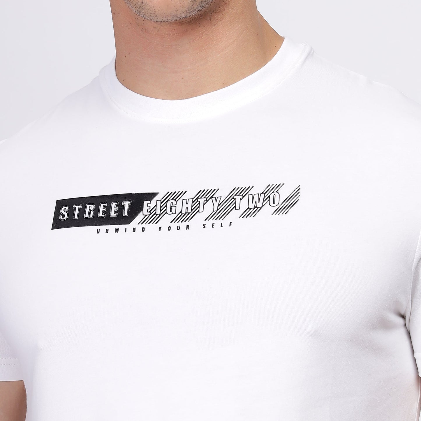 Regular T-shirt - Street82 dash lines front print