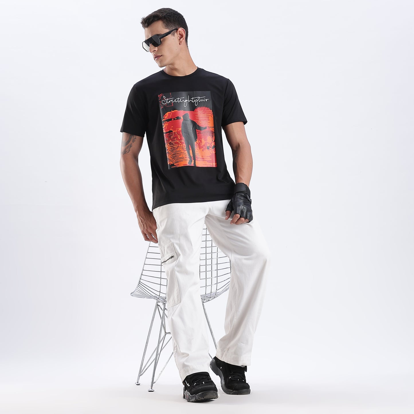 Solus Tee