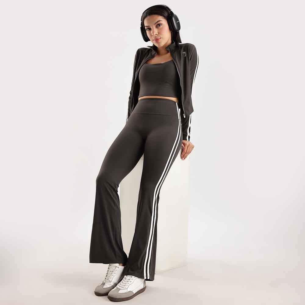 Bell bottom legging