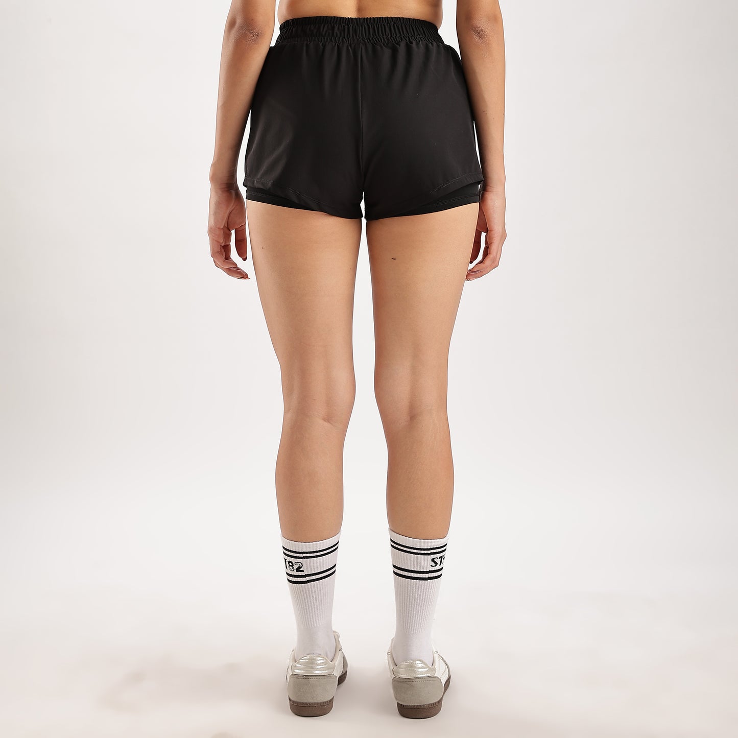 Nova Short