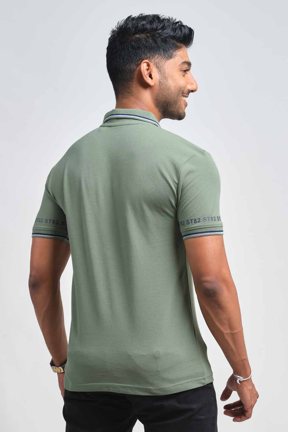 Luxury plain premium cotton with S82 printed around the cuff, Slim fit polo T-shirt