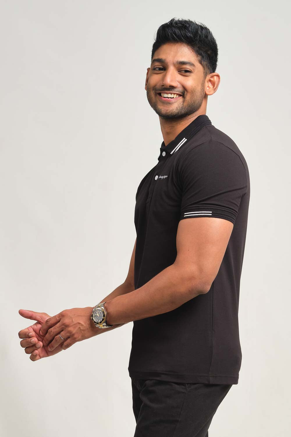 Luxury plain premium cotton with signature logo embroidery in chest, Slim fit polo T-shirt