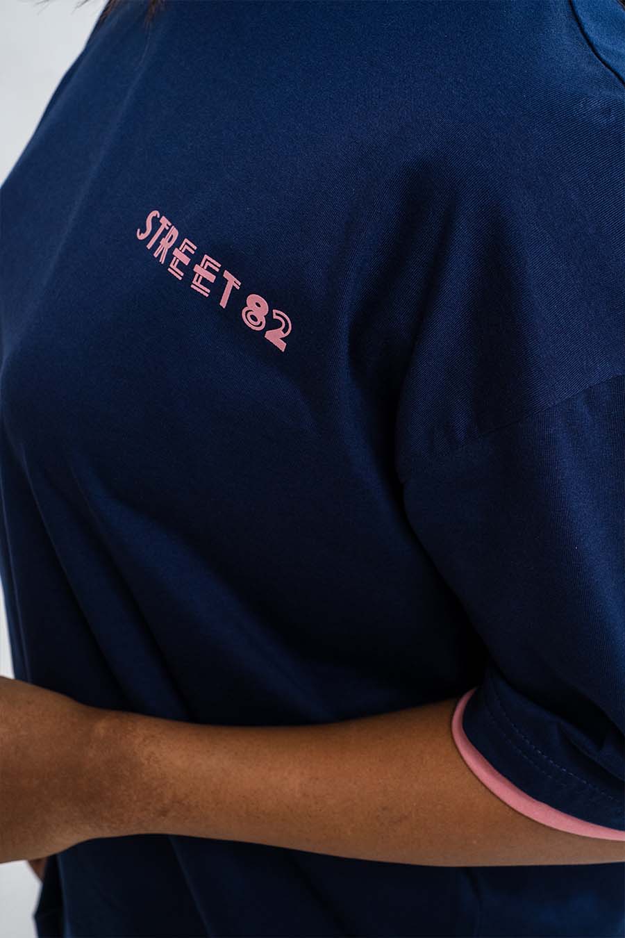 Oversize - Contrast binding chest logo print - Solid Lycra Jersey T-shirt
