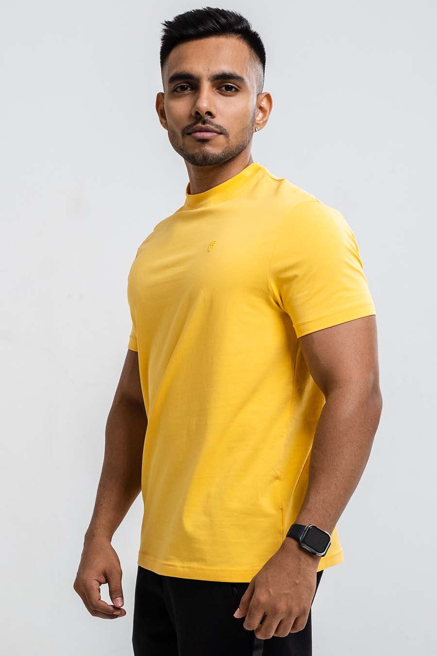 Plain Freesia crew neck essential t-shirt